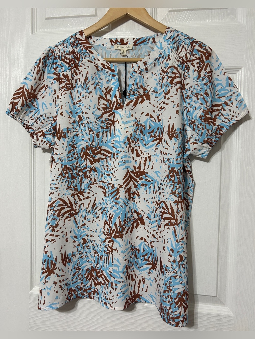 Cotton Bleu Tropical Palm Print Blouse Smocked Sleeves NWT Womenβs Size S